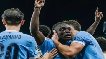 مانشستر سيتي يواجه إيفرتون في مباراة تحدد موقعيهما في ترتيب الدوري الإنجليزي